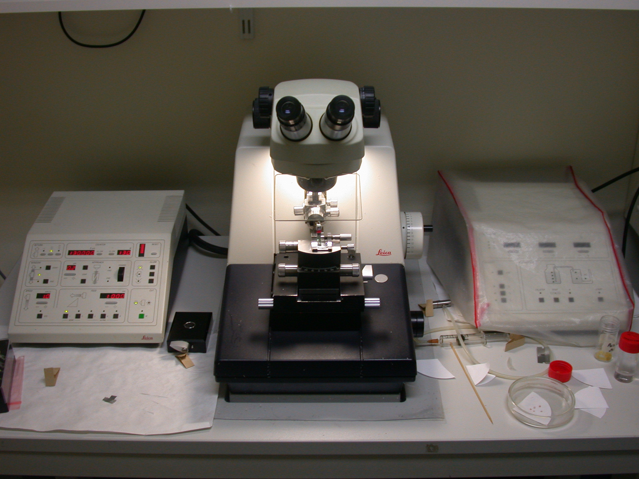 Ultramicrotome UCT 